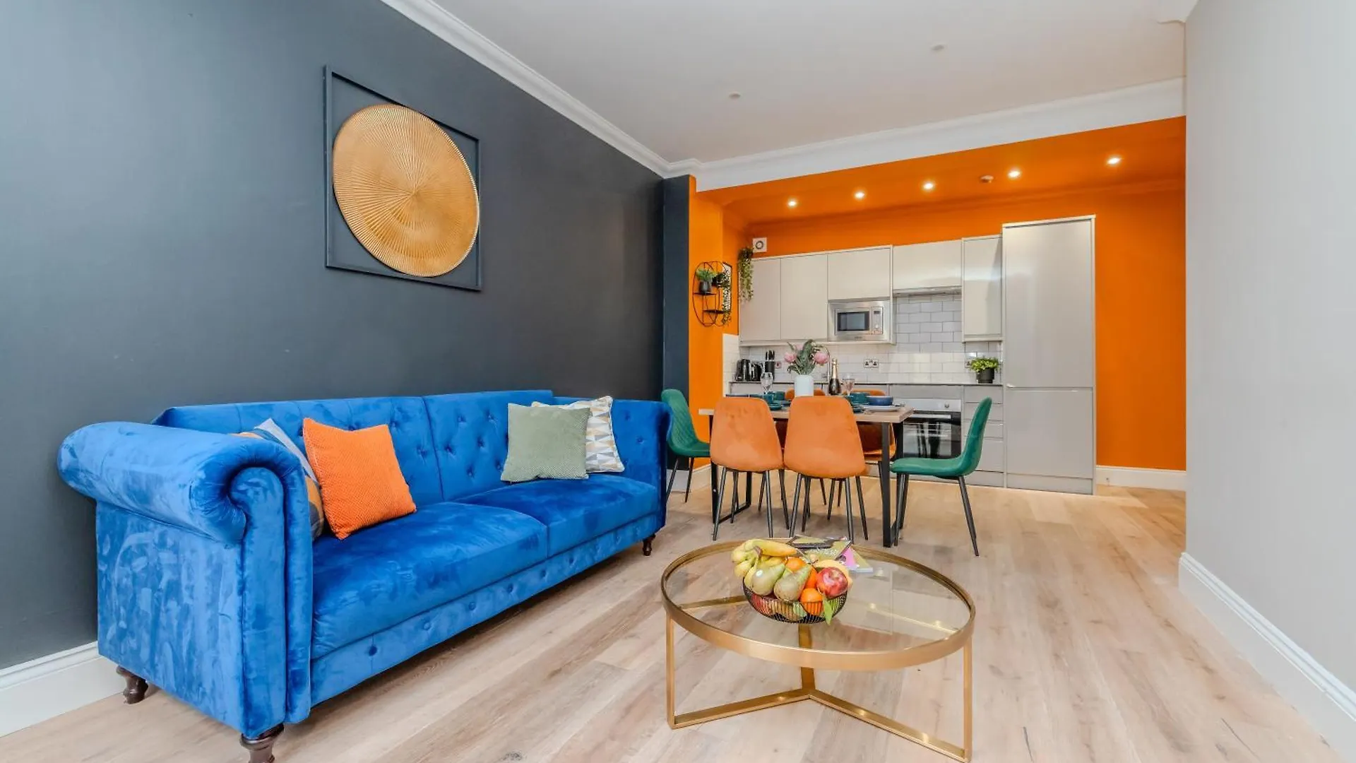 Beautiful 2 Bedroom Flat Next To Brighton Beach & North Lanes 0*,  영국
